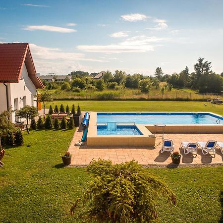 Aqua Fun Domki Z Basenem Ujście-Darłowskie Екстериор снимка