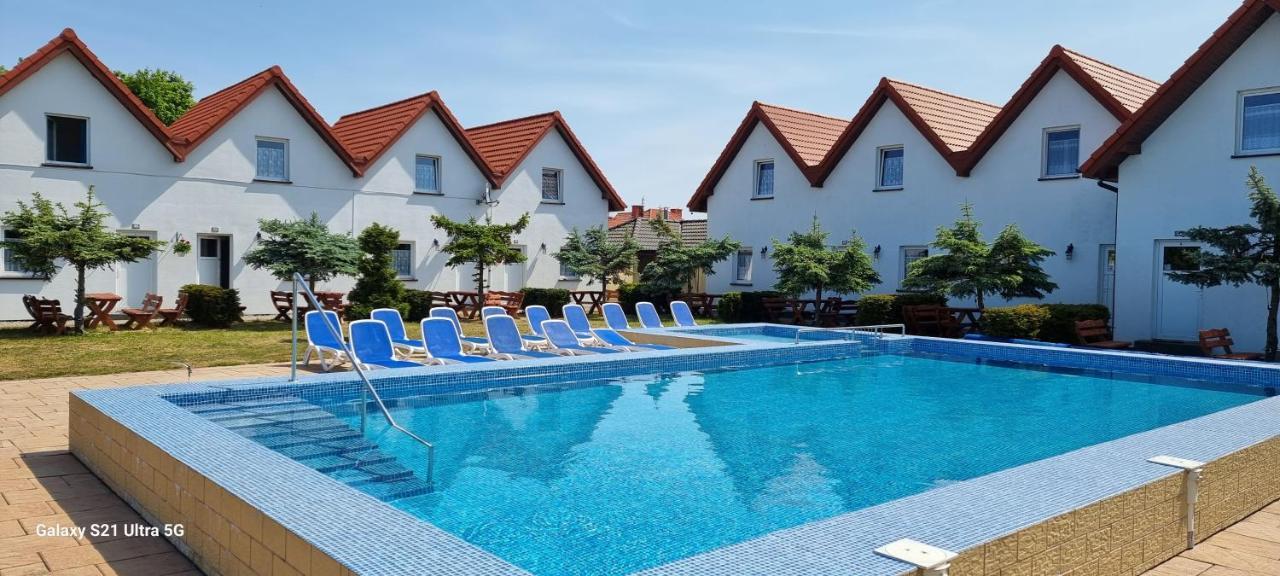 Aqua Fun Domki Z Basenem Ujście-Darłowskie Екстериор снимка